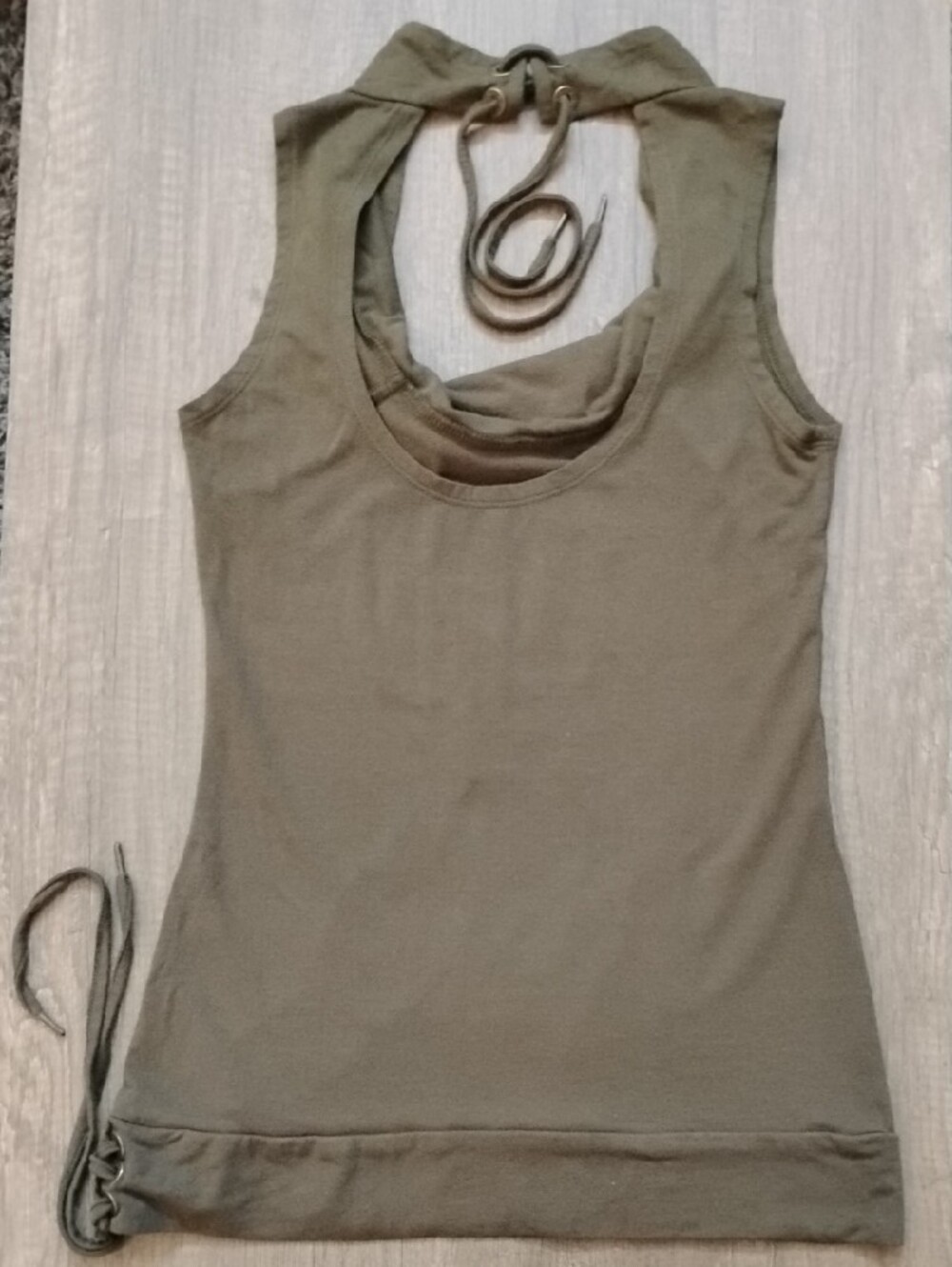 Nomad Olive Green Cowl Tank - Picture 5 of 6